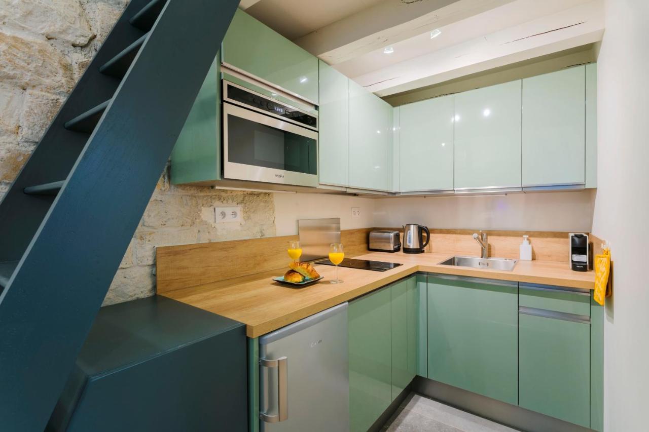 Appartement La Madeleine Private Studio